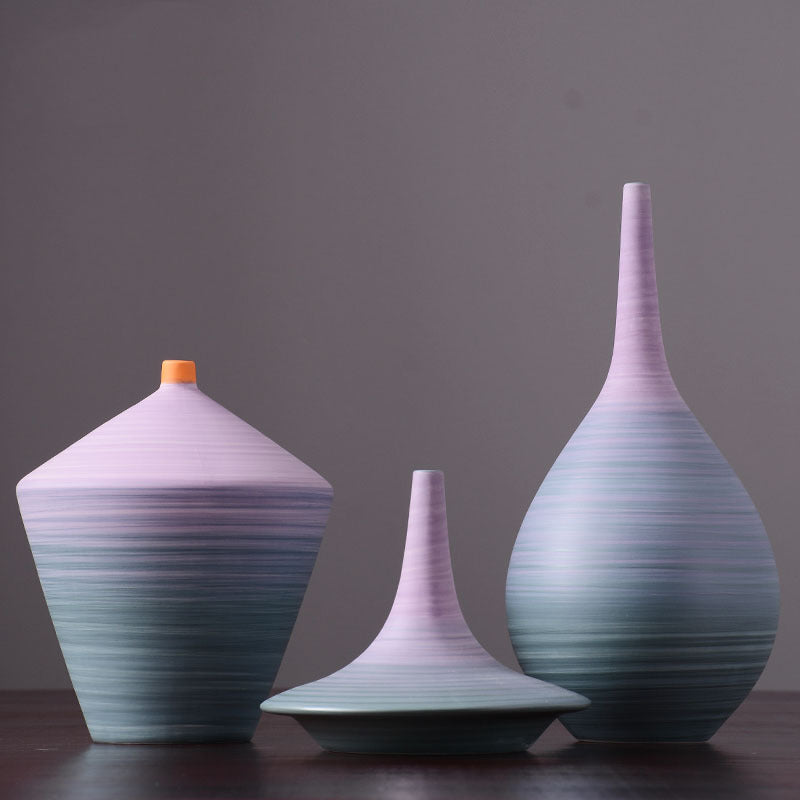 Elegance Muse Minimalist Ceramic Vase