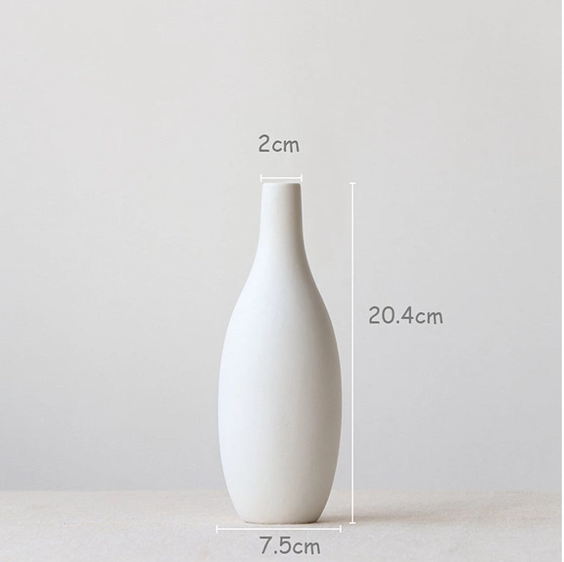 Pure Essence: Modern Minimalist Vase