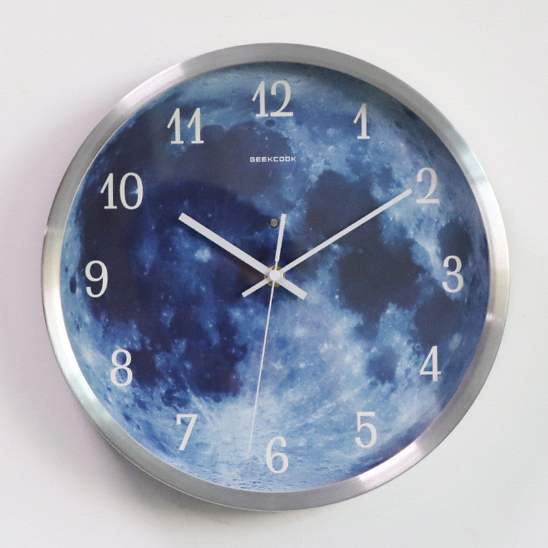 Blue Moon Gothic Wall Clock – Sound Control & Luminous Design