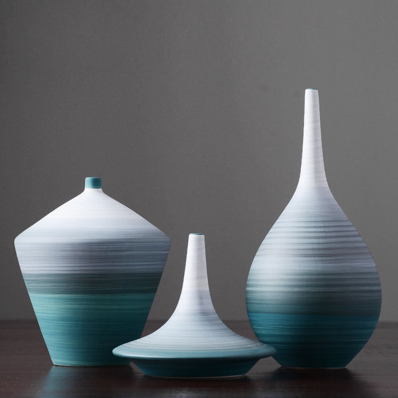 Elegance Muse Minimalist Ceramic Vase